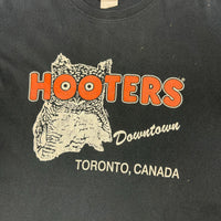 Hooters Toronto tee size large