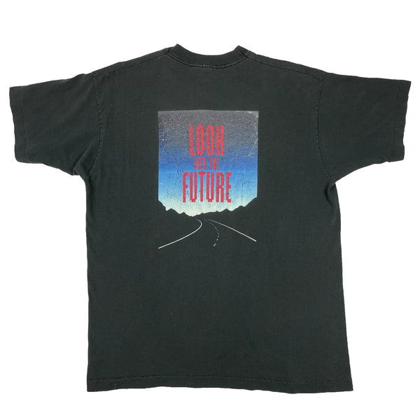 90s Look into the Future t-shirt size XL